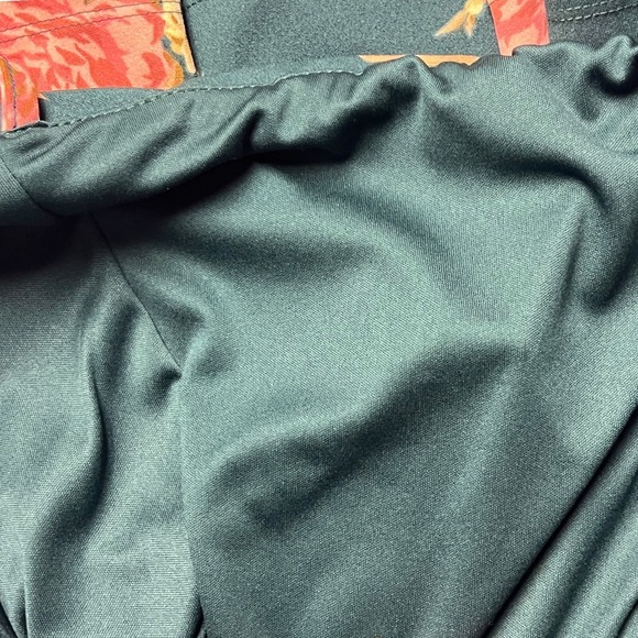 Trixxi Mini‎ Dress Size Medium Green Floral Tiered Scuba Cottagecore Square Neck - Picture 9 of 12